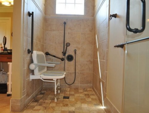 Thiết kế phòng tắm cho người khuyết tật tốt nhất thế kỷ 21